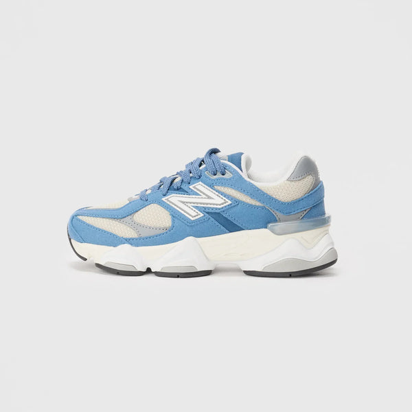 New Balance 9060 Bleu Ciel
