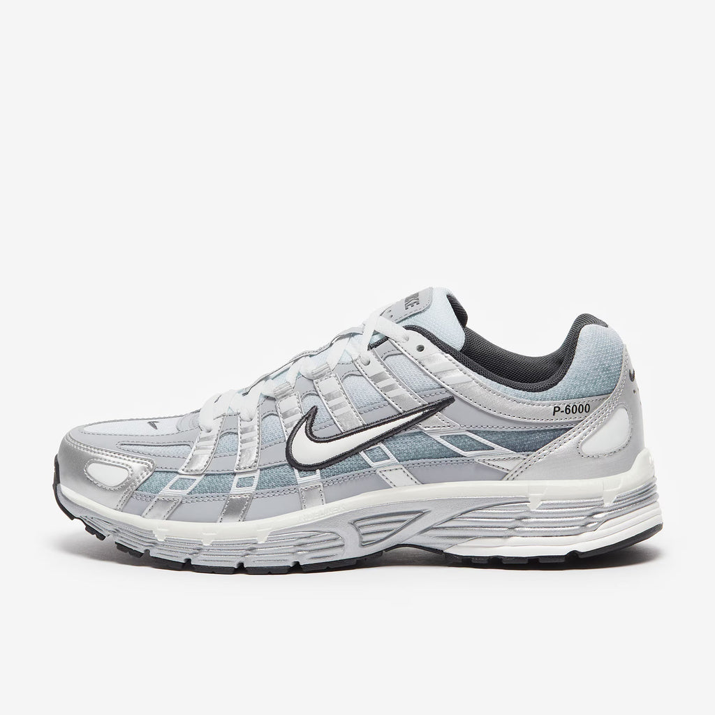 Nike P6000 Sommet Et Gris Loup