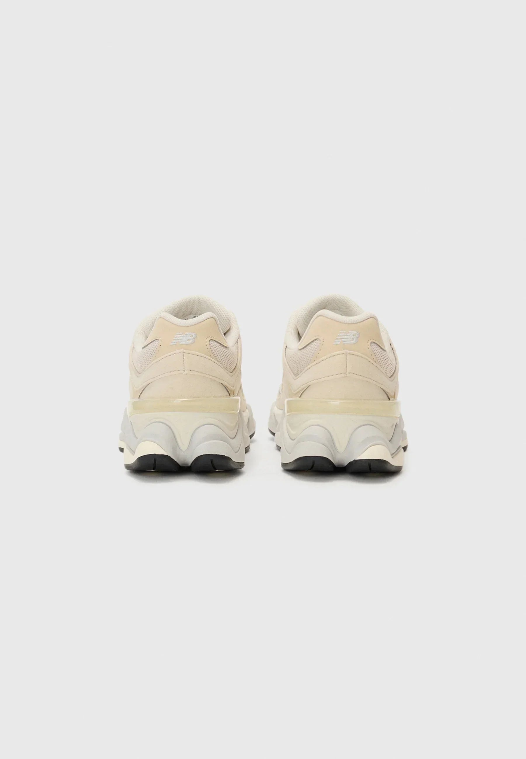 New Balance 9060 Beige