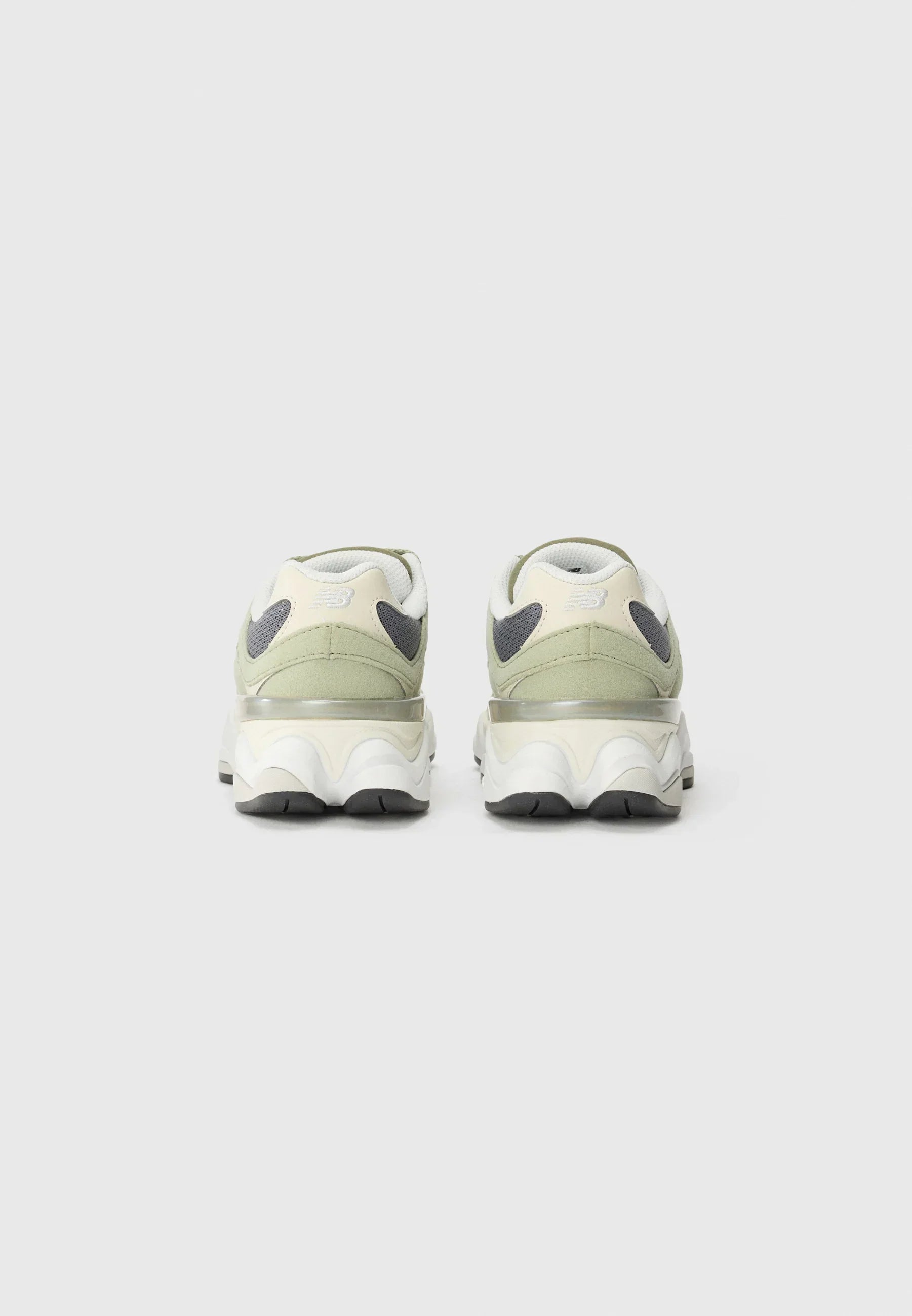 New Balance 9060 Vert Kaki