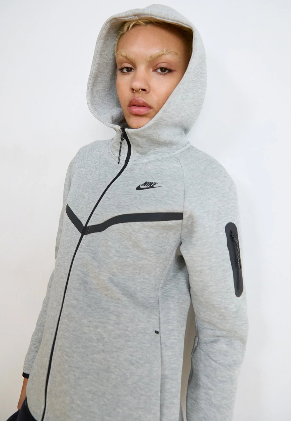 Nike Tech Fleece Zippé Gris