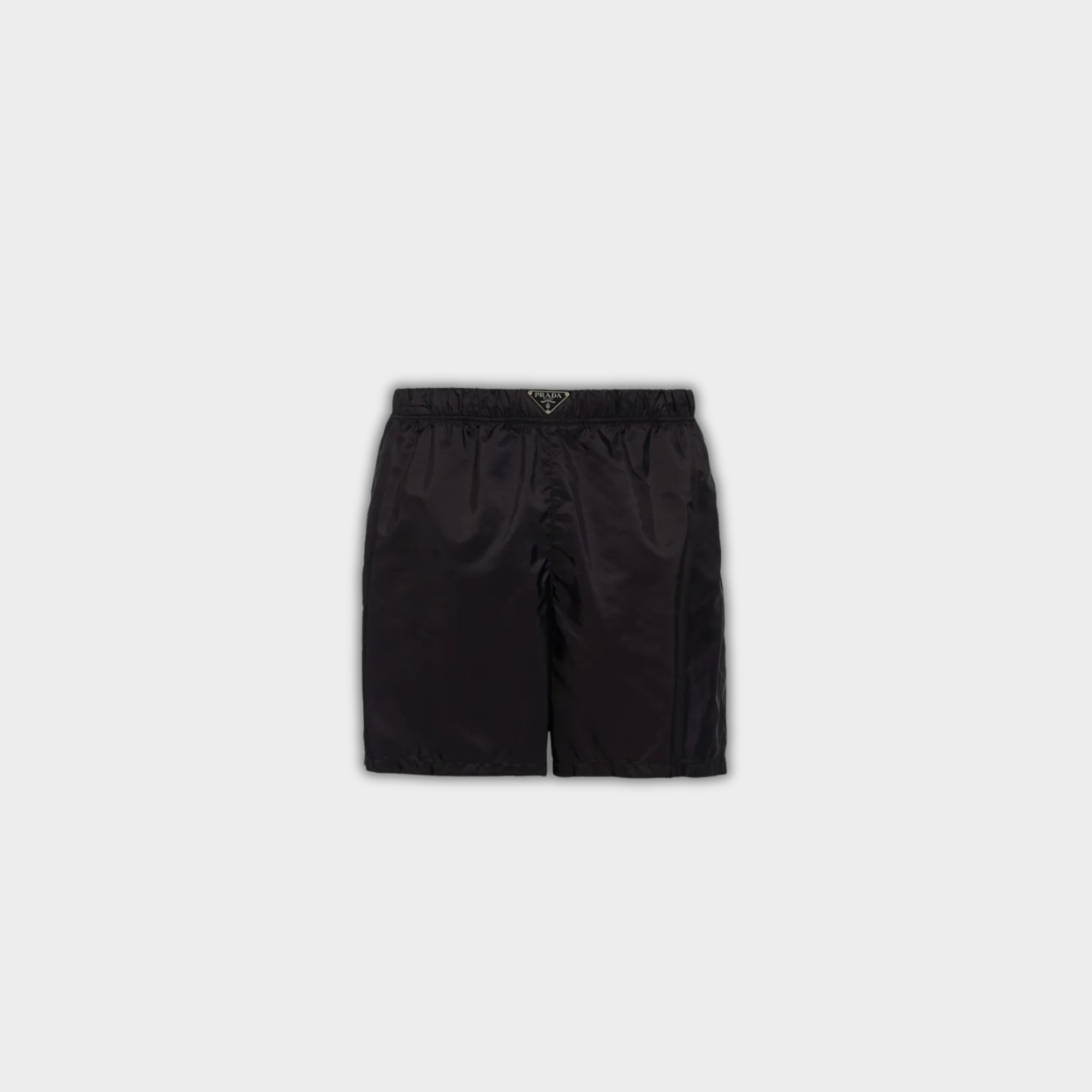 Outfit Prada Noir + Casquette Offerte