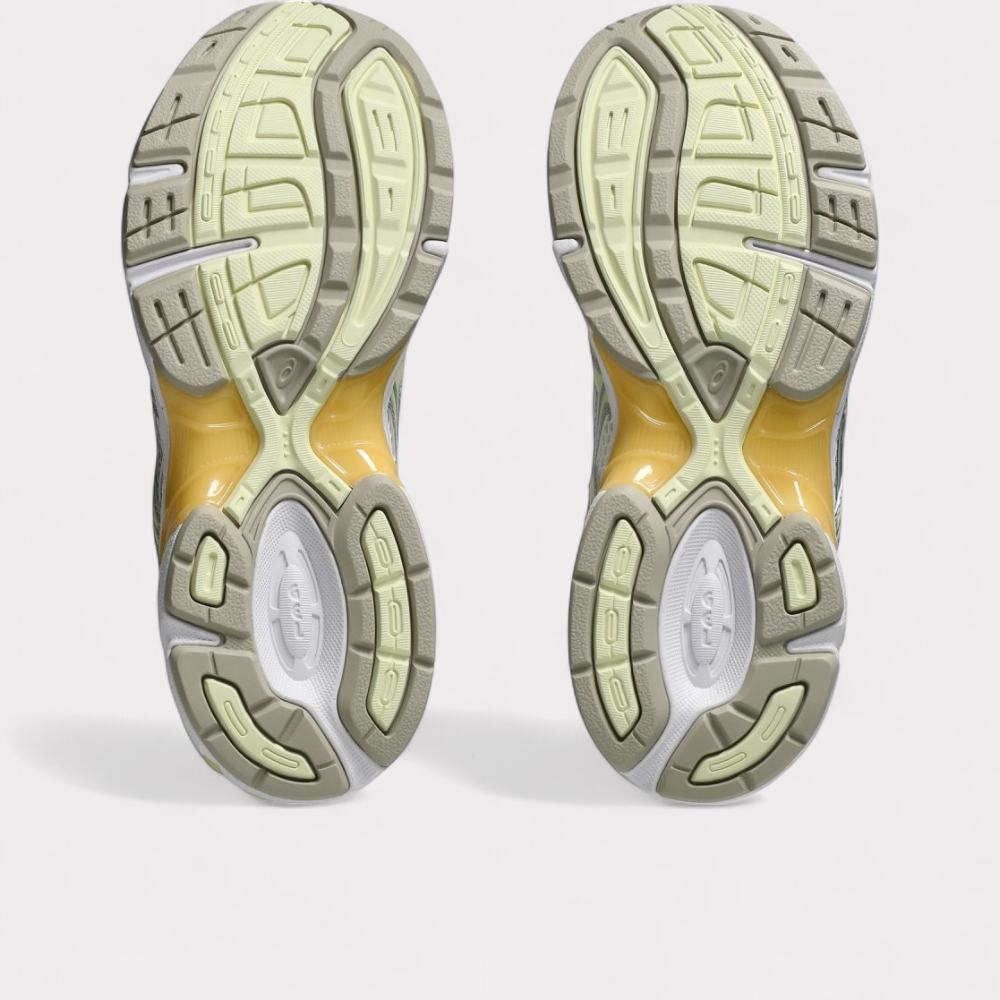 GEL-1130 - Silver Yellow (W)