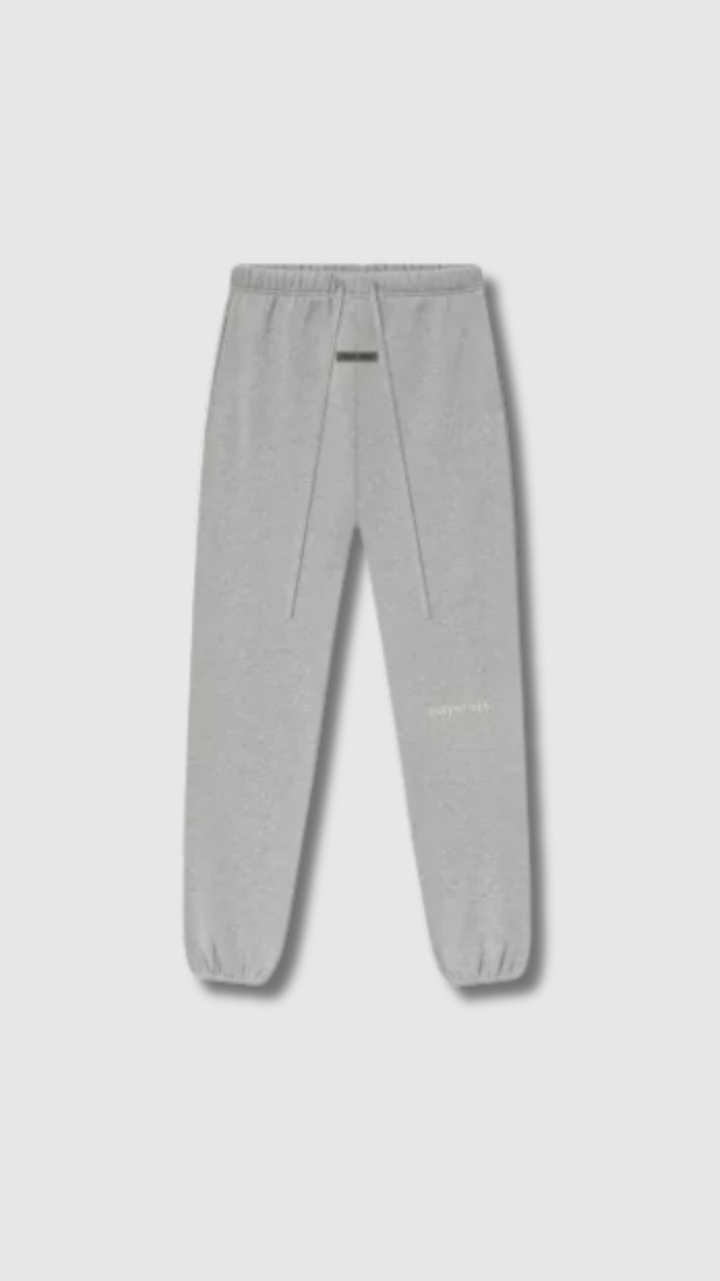 Outfit Essential Gris