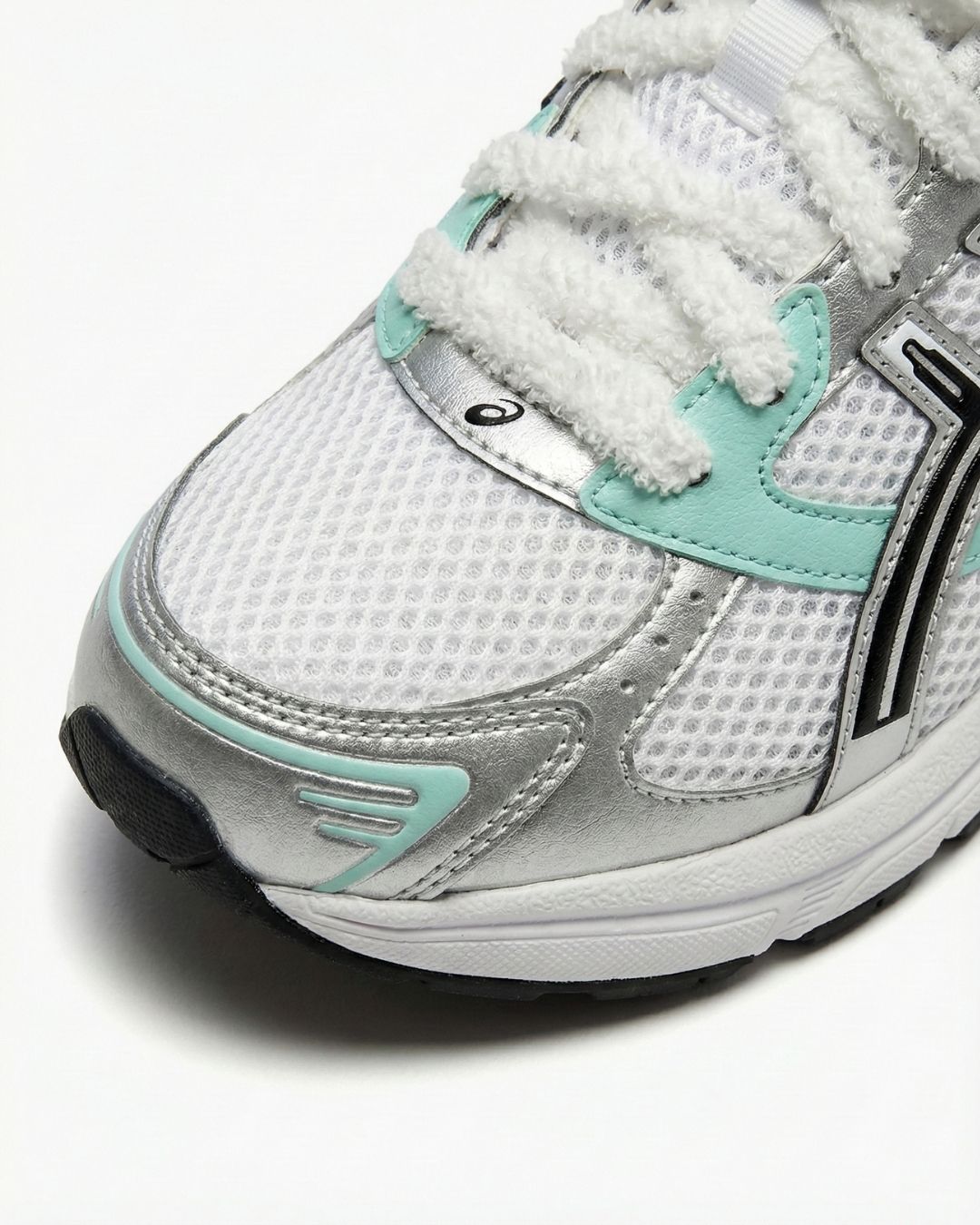 1130 White Aqua Custom
