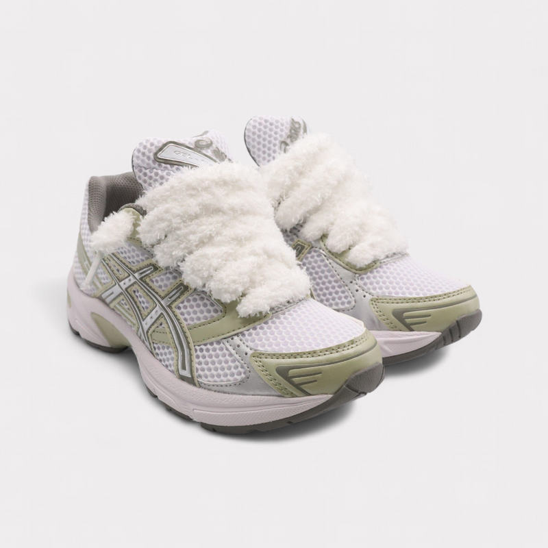 GEL-1130 Dried Leaf Green - Fluffy Laces White