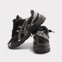 GEL-1130 Black Pure Silver - Fluffy Laces Black