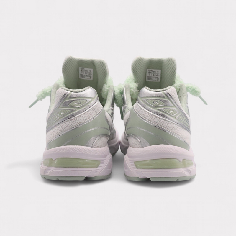 GEL-1130 Sage Frost - Fluffy Laces Mint