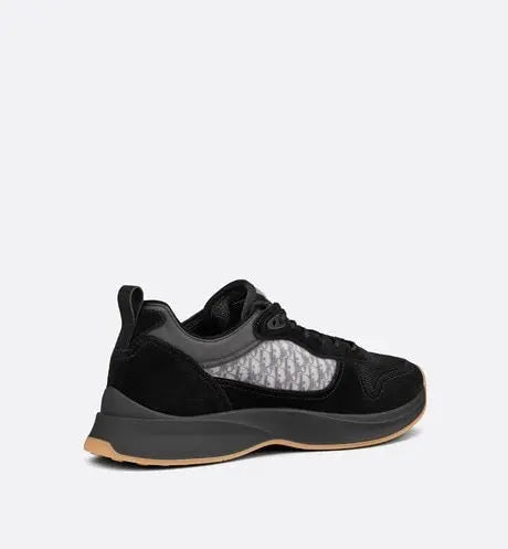 Sneaker B25
