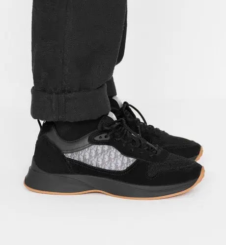 Sneaker B25