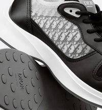 Sneaker B25