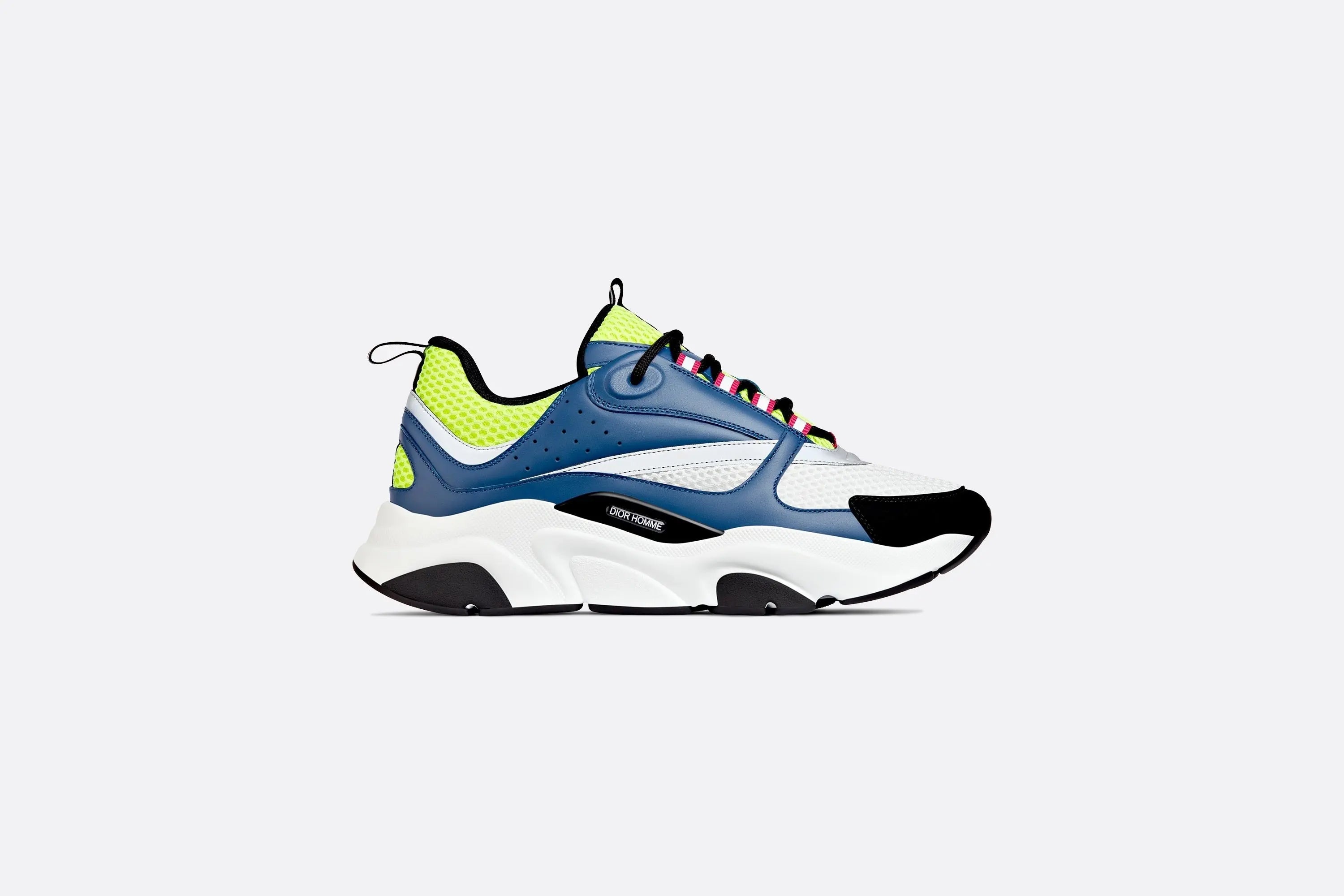 Sneaker B22