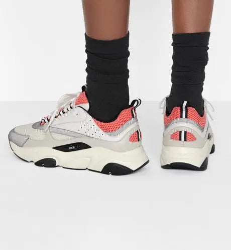 Sneaker B22