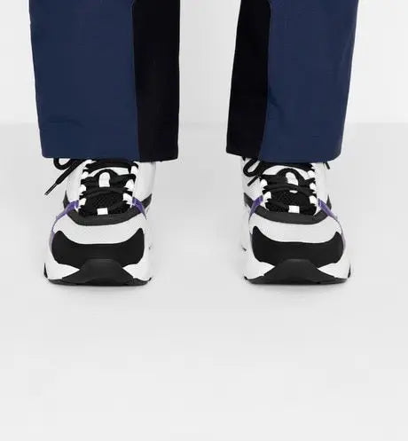 Sneaker B22