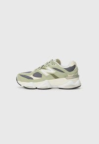 New Balance 9060 Vert Kaki