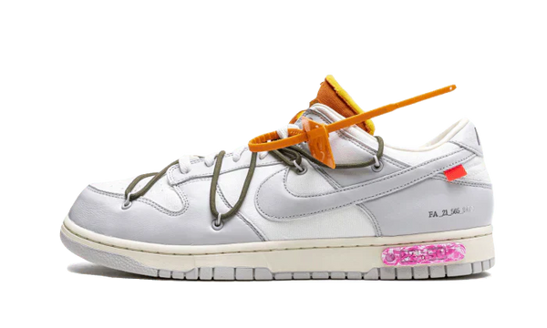 Nike® x Off-White® Dunk Low lot 22