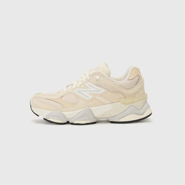 New Balance 9060 Beige