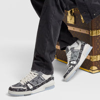 LV Trainer Gris
