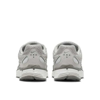 Nike P6000 Gris Clair