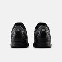 New Balance 740 Noir